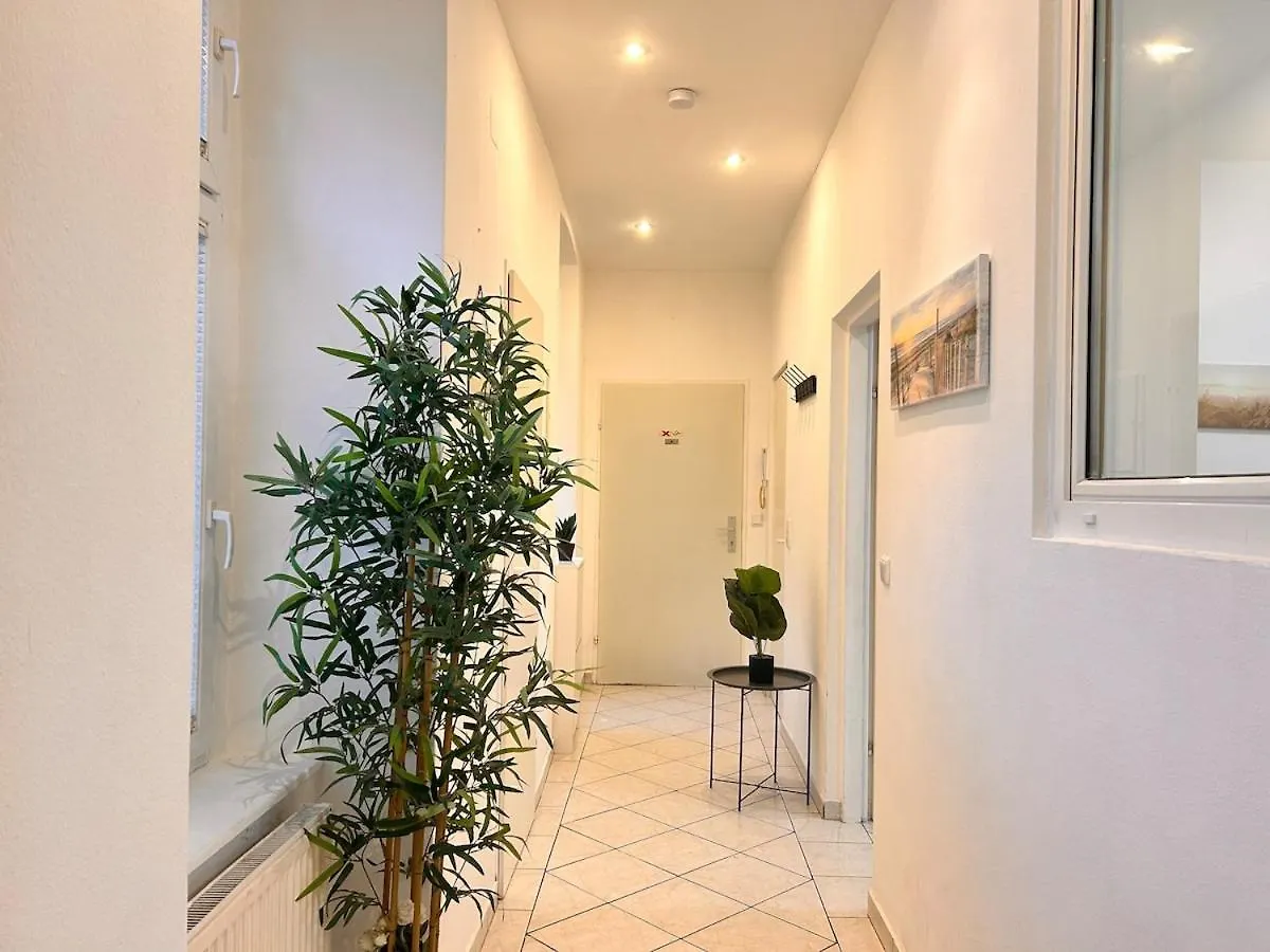Apartment Stylish City Nest - 3 Rooms For 5 - Near Metro Vienna